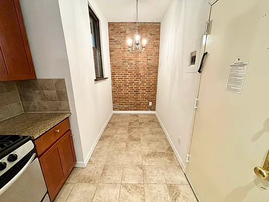 Rented by Garfield Realty  | media 17