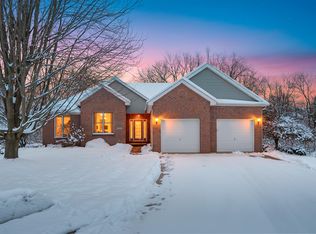 5105 Willowbend Trl, Kalamazoo, MI 49009