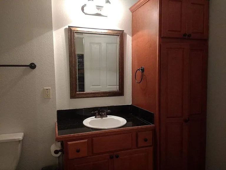 612 S Kenilworth Pkwy #4 — Photo 3