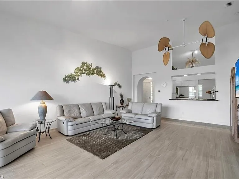 Bentwater Cir — Photo 8