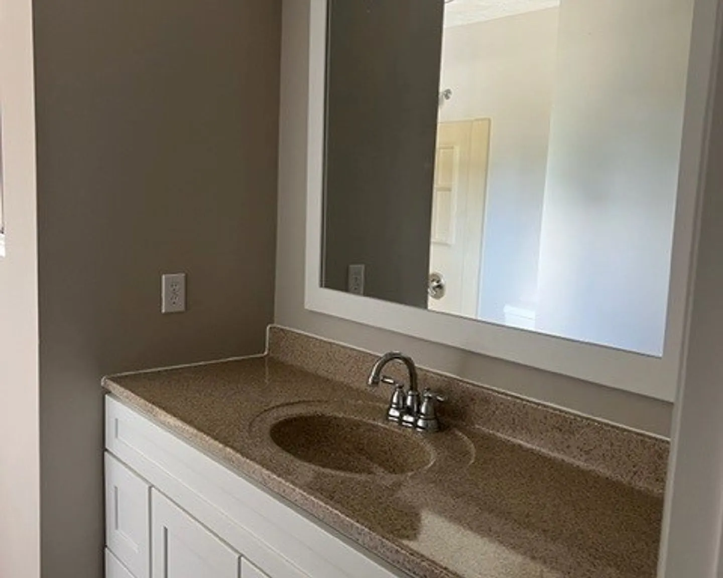 Comfortable living, within reach — Photo 4