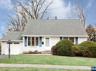 401 Hickory St, Washington Township, NJ 07676