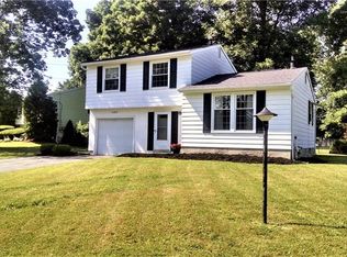 4215 Ursa Crse, Liverpool, NY 13090