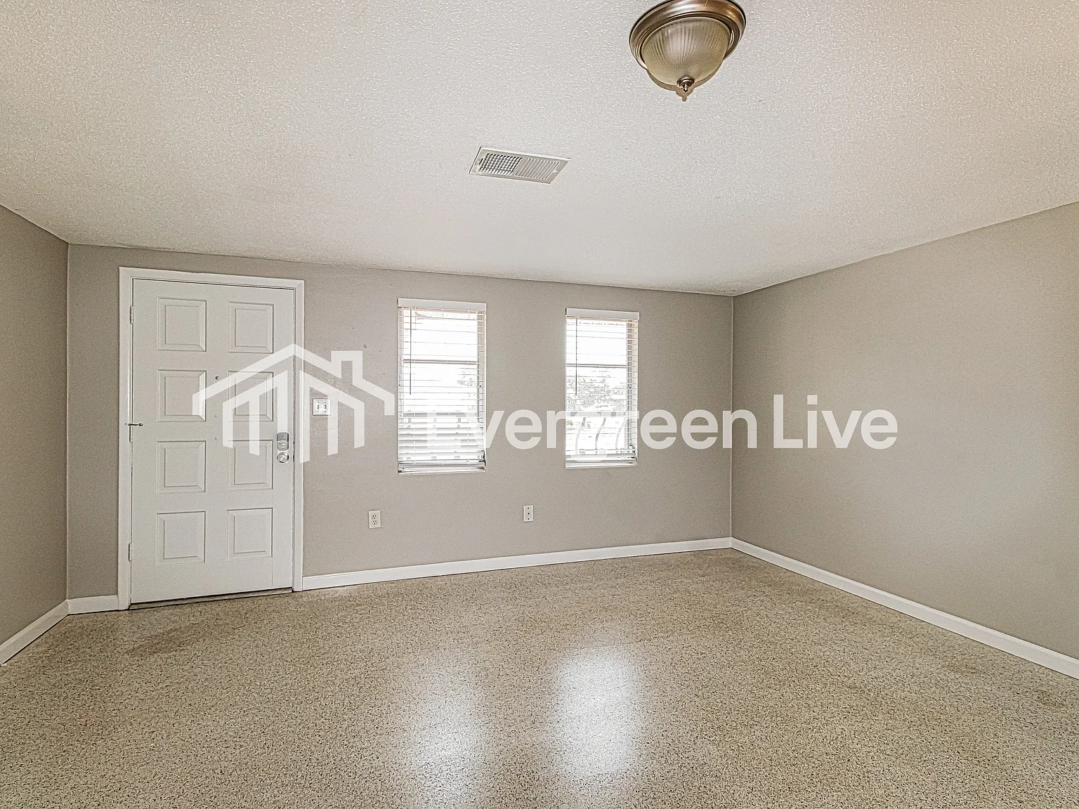 3 bed, 2.0 bath, 1188 sqft, $1,745 — Photo 3