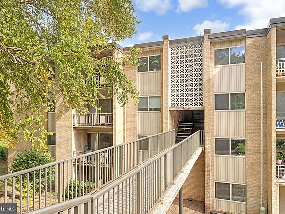 3rd image of 5109 Crossfield Court 7/legal #291