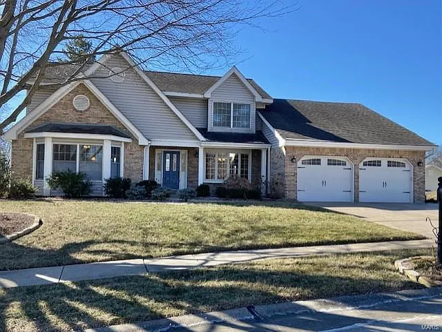 152 Huntington Downs photo 1