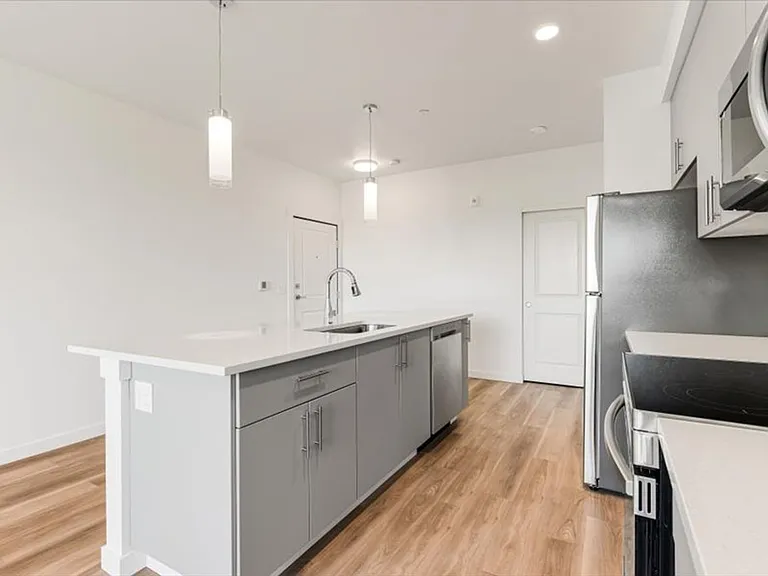 Hermoso View Apartments — Photo 19