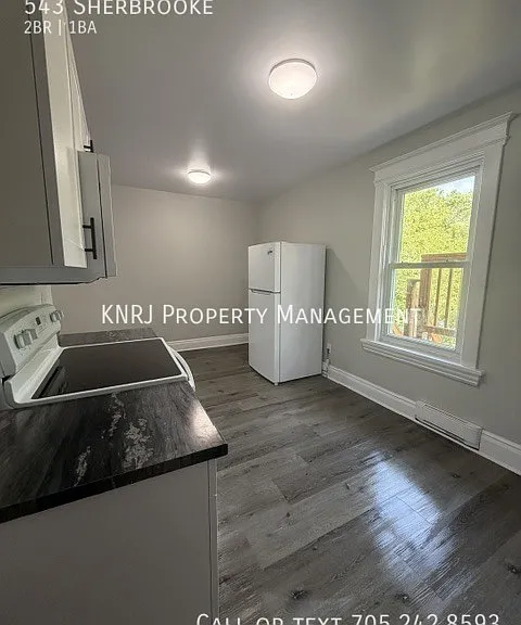 543 Sherbrooke St — Photo 4