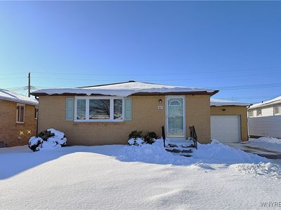 60 Constance Ln, Cheektowaga, NY, 14227