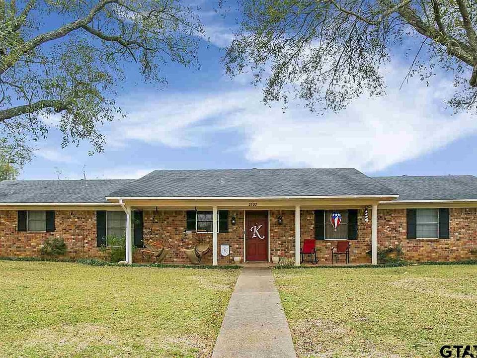 1st image of 2502 E Ramblewood Dr