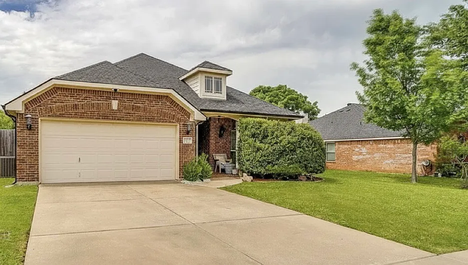 1012 Cutting Horse Dr