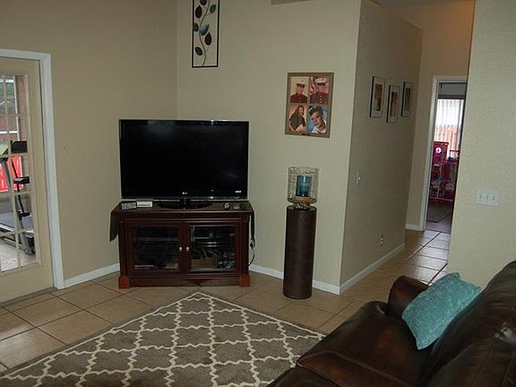 5th image of 111 Buchanan Dr