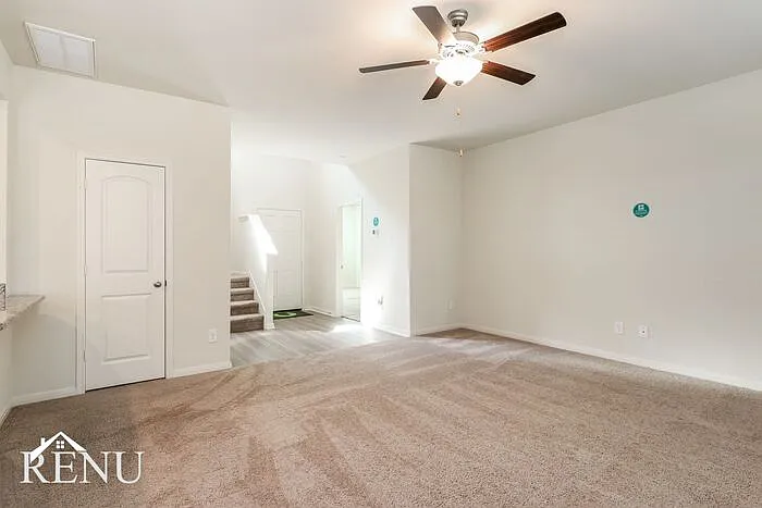 10659 Lost Maples Dr — Photo 14