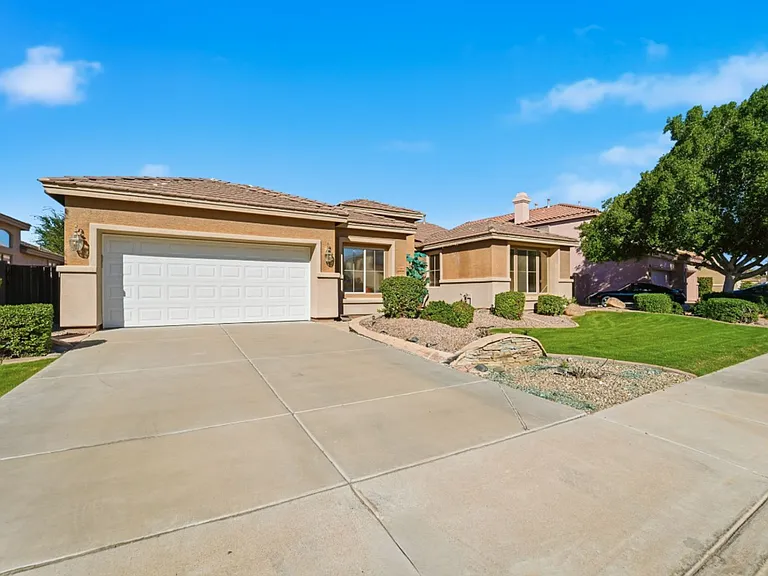 7180 W Trails Dr — Photo 3