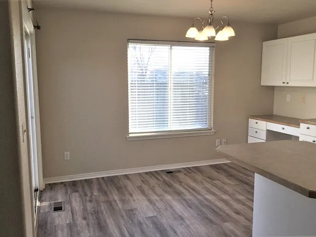 1521 W Kesler Dr — Photo 4