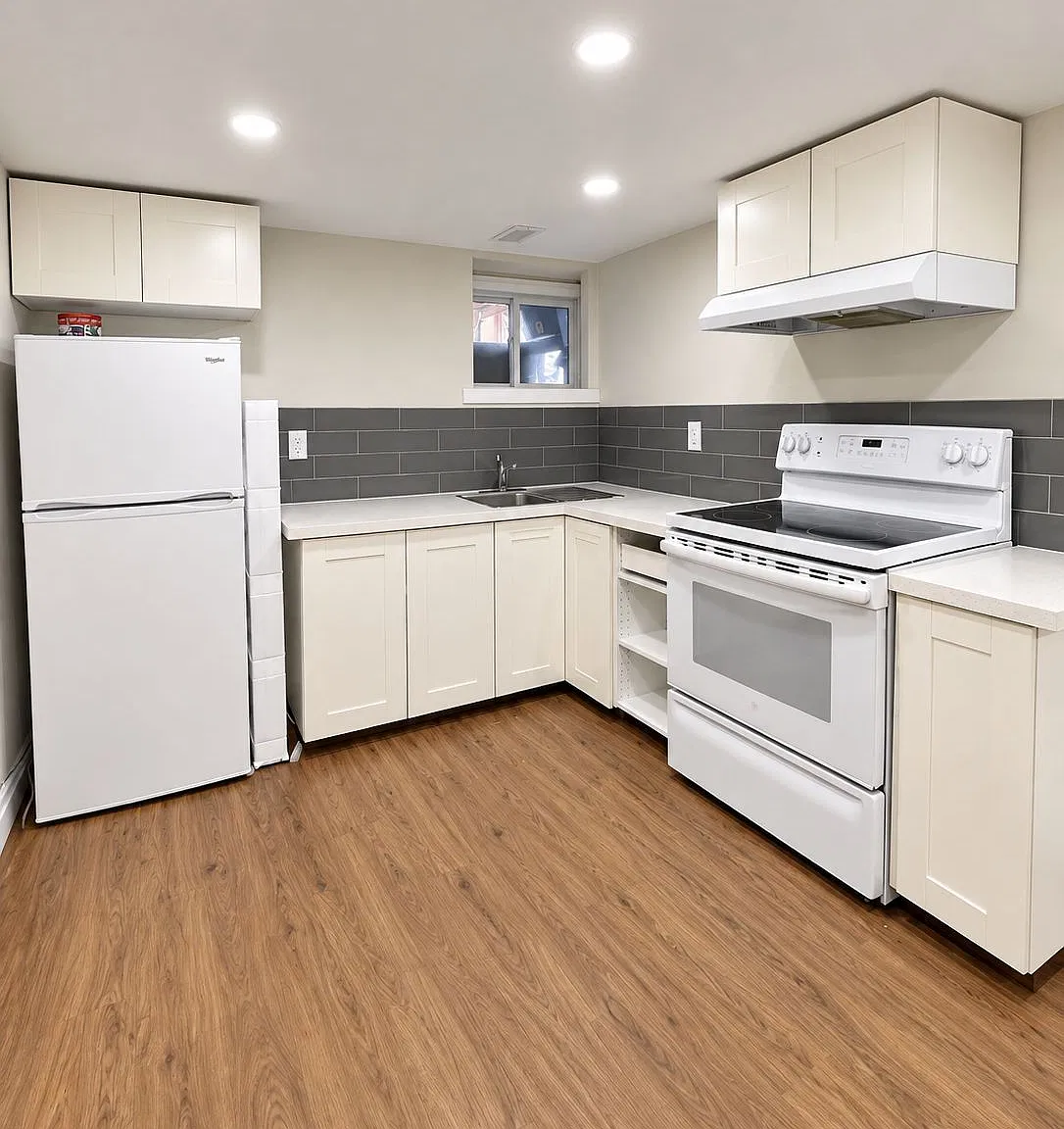 1 bed, $1,600 — Photo 4