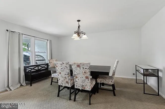14 Virginia Dr — Photo 3