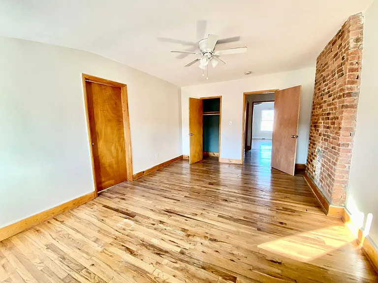 459 Putnam Ave #3 — Photo 10