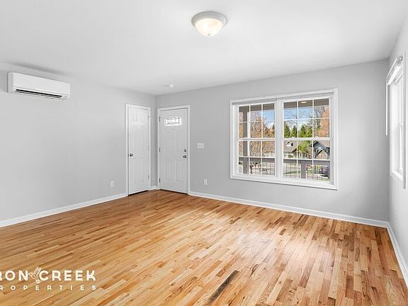 4th image of 14 Cricket Crossing Ct