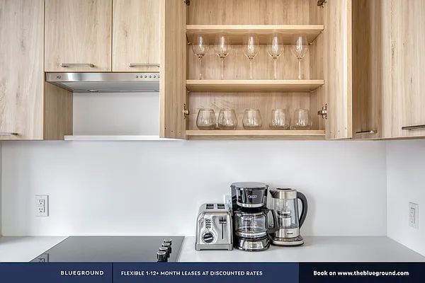 Rented by The Blueground | media 112