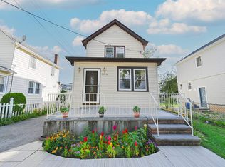 24466 136th Rd, Rosedale, NY 11422