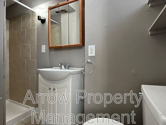 5th image of 1215 Peach St APT 5