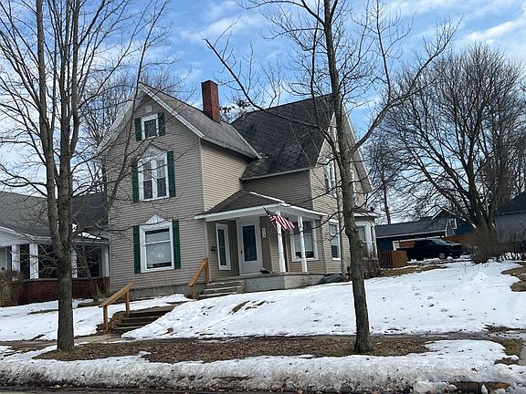 3rd image of 314 E Chapin St