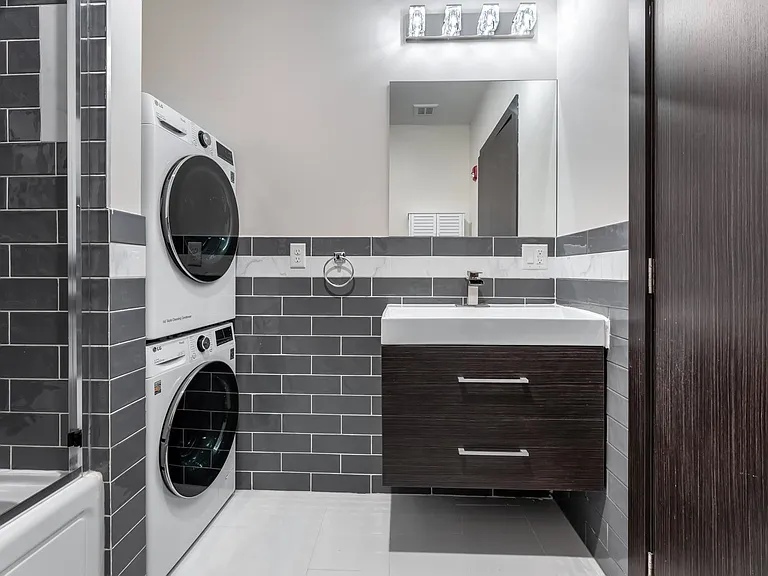 65-67 Storms Ave #3B — Photo 13