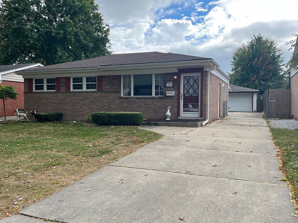 1st image of 22942 Glenbrook St