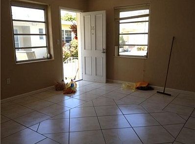 4th image of 2165 Bay Dr APT 16