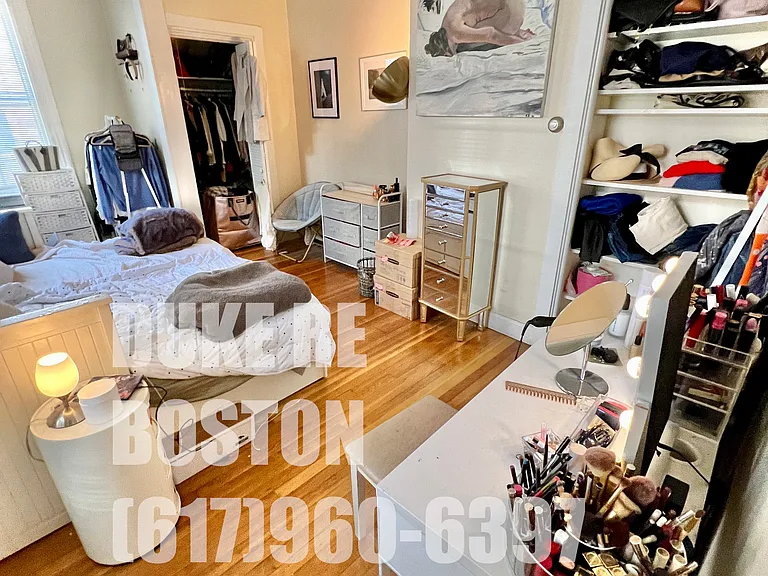 28 Cumberland St #4 — Photo 10