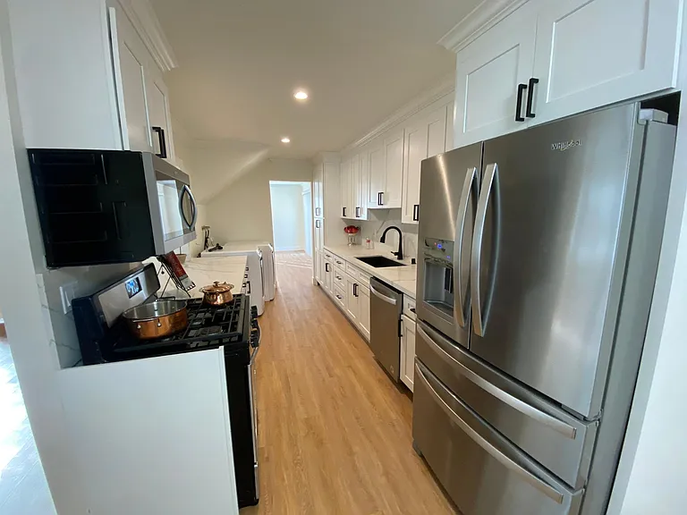 2937 W Carson St — Photo 5