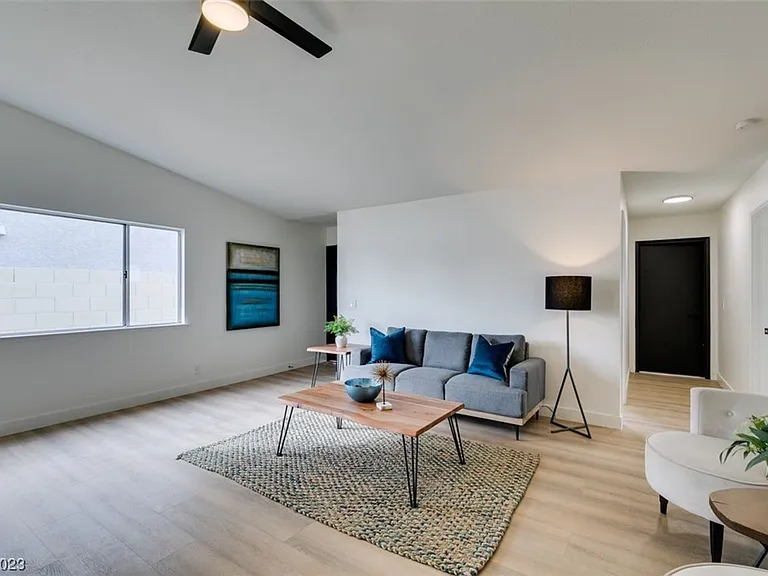 598 Jackson Dr — Photo 26