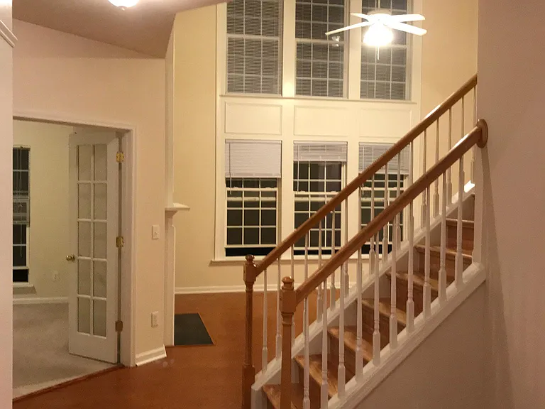 105 Kurtner Ct — Photo 2