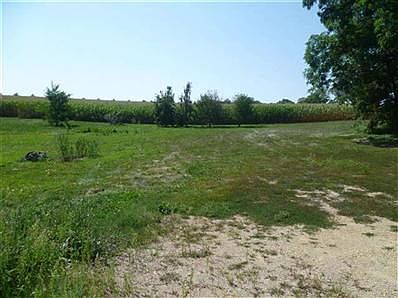 2nd image of 5626 S Luther Valley Rd
