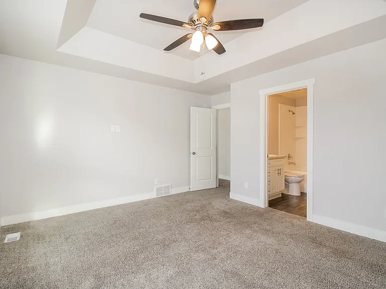 4621 S West Park Dr — Photo 7