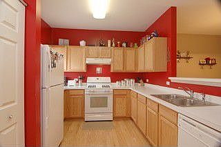 3rd image of 142 Enclave Cir Unit C