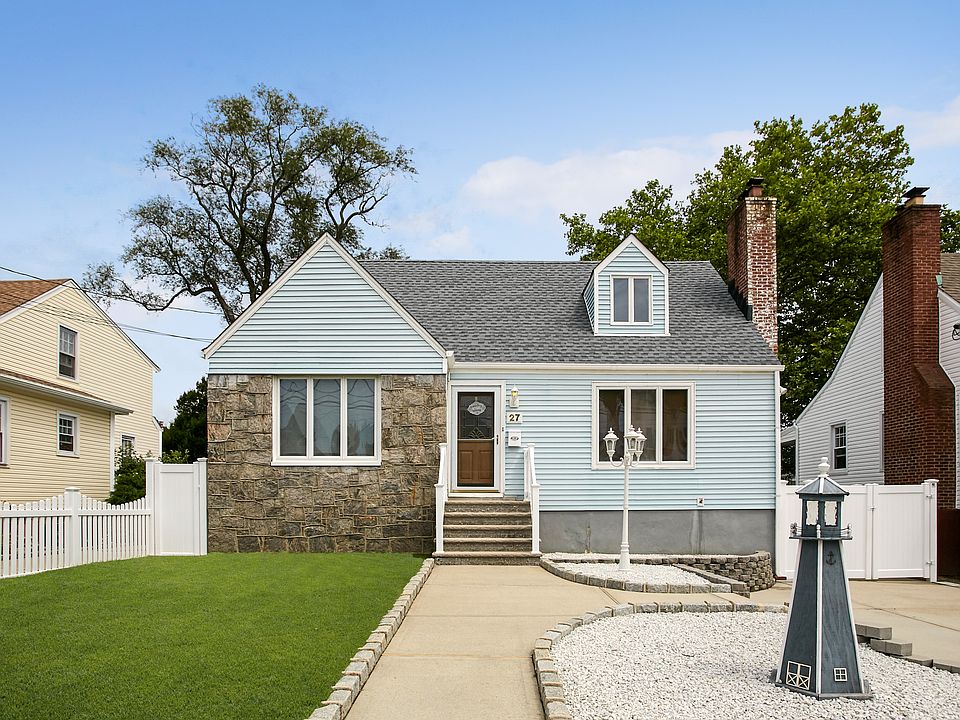 1st image of 27 Tilrose Ave