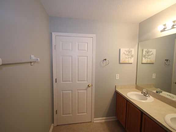 2nd image of 626 Fern Lake Dr