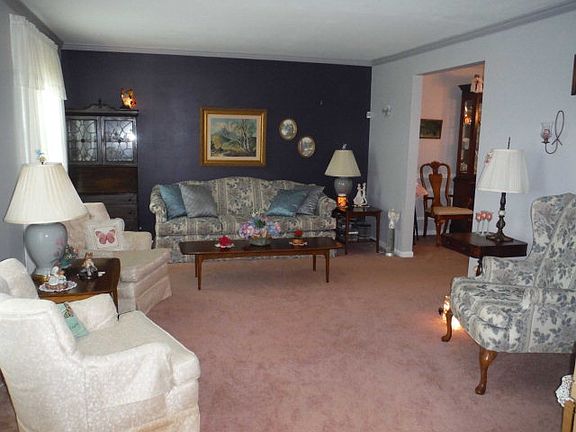 5th image of 2322 Satinwood Dr