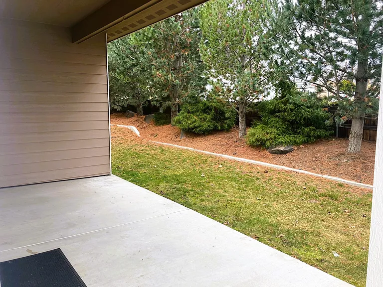 703 Symons St — Photo 8