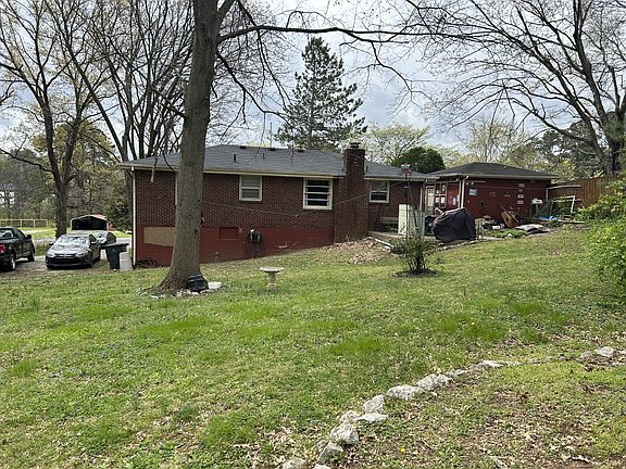 3rd image of 440 Coventry Dr
