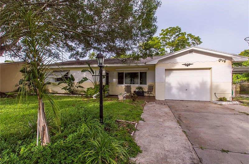 1st image of 15573 Bedford Cir W