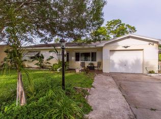 15573 Bedford Cir W, Clearwater, FL 33764