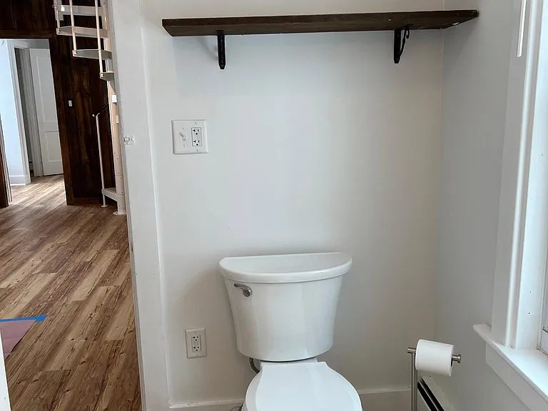 77 Pleasant St #3 — Photo 10