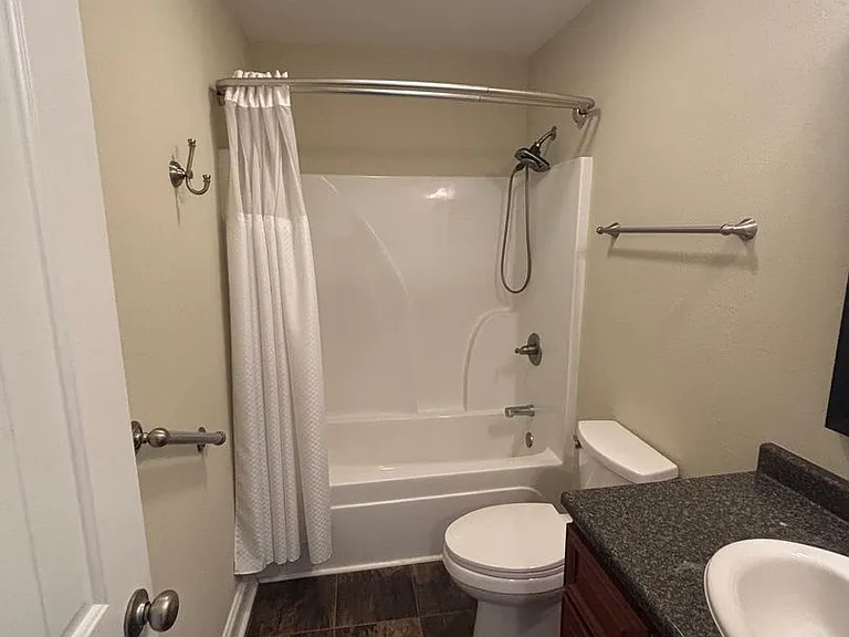 859 Wells Rd — Photo 9