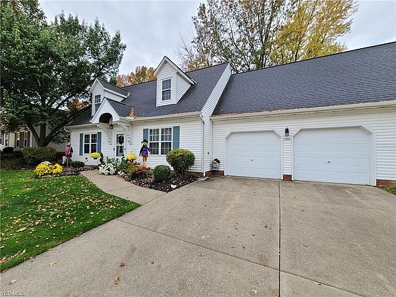 2nd image of 346 Chesapeake Cv #U
