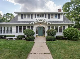 4081 N Maryland Ave, Shorewood, WI 53211