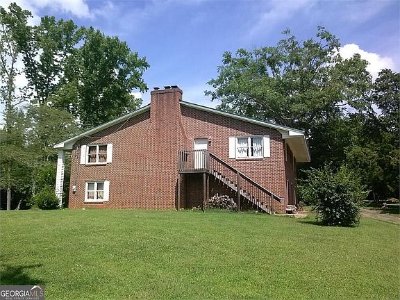 4th image of 8122 Jefferson Dr