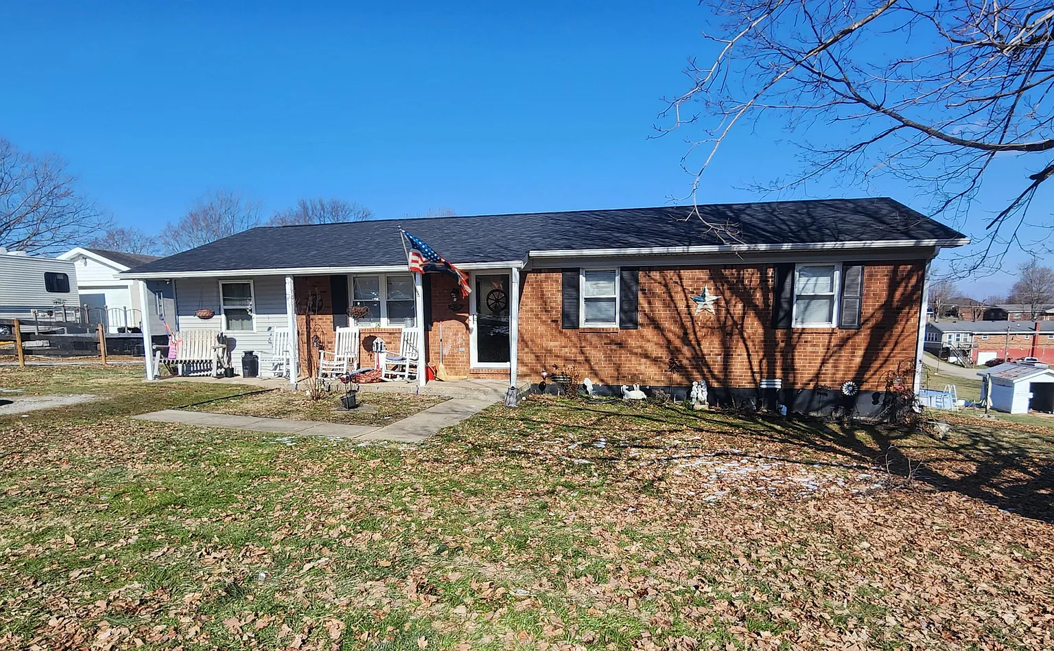 90 Lou Dr photo 1
